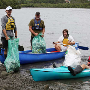 Paddle Against Plastic volunteers